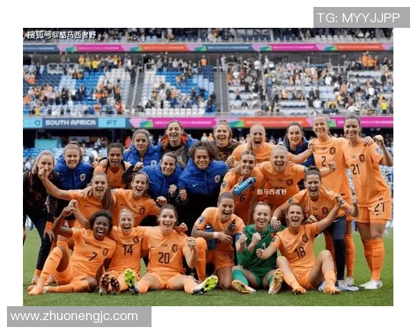 深圳排球队以83分稳居杯赛积分榜首位展现强劲实力